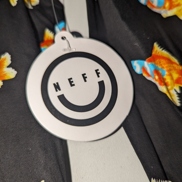 NEFF goldfish button men’s shirt Sz Small - Picture 3 of 6